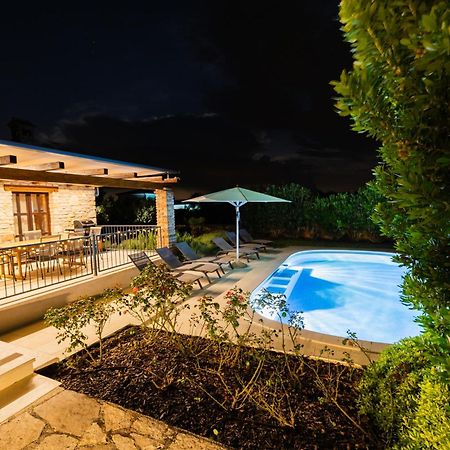 Villa Jurinea In Istrien Mit Pool Barat  Ngoại thất bức ảnh